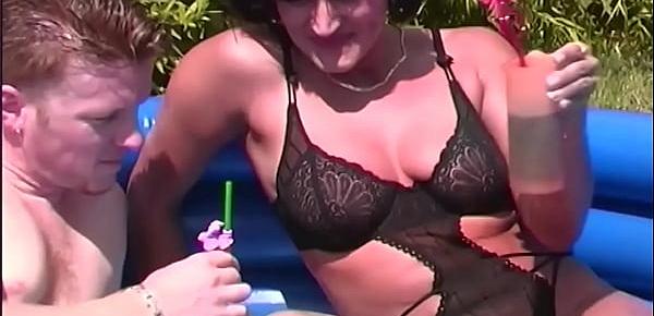 oiled stepmom deep outdoor fisted